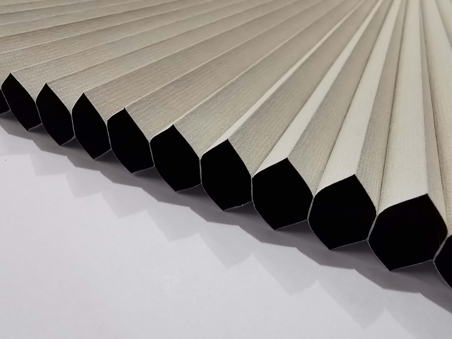 Blackout Diamond Core Cremebeige AD305