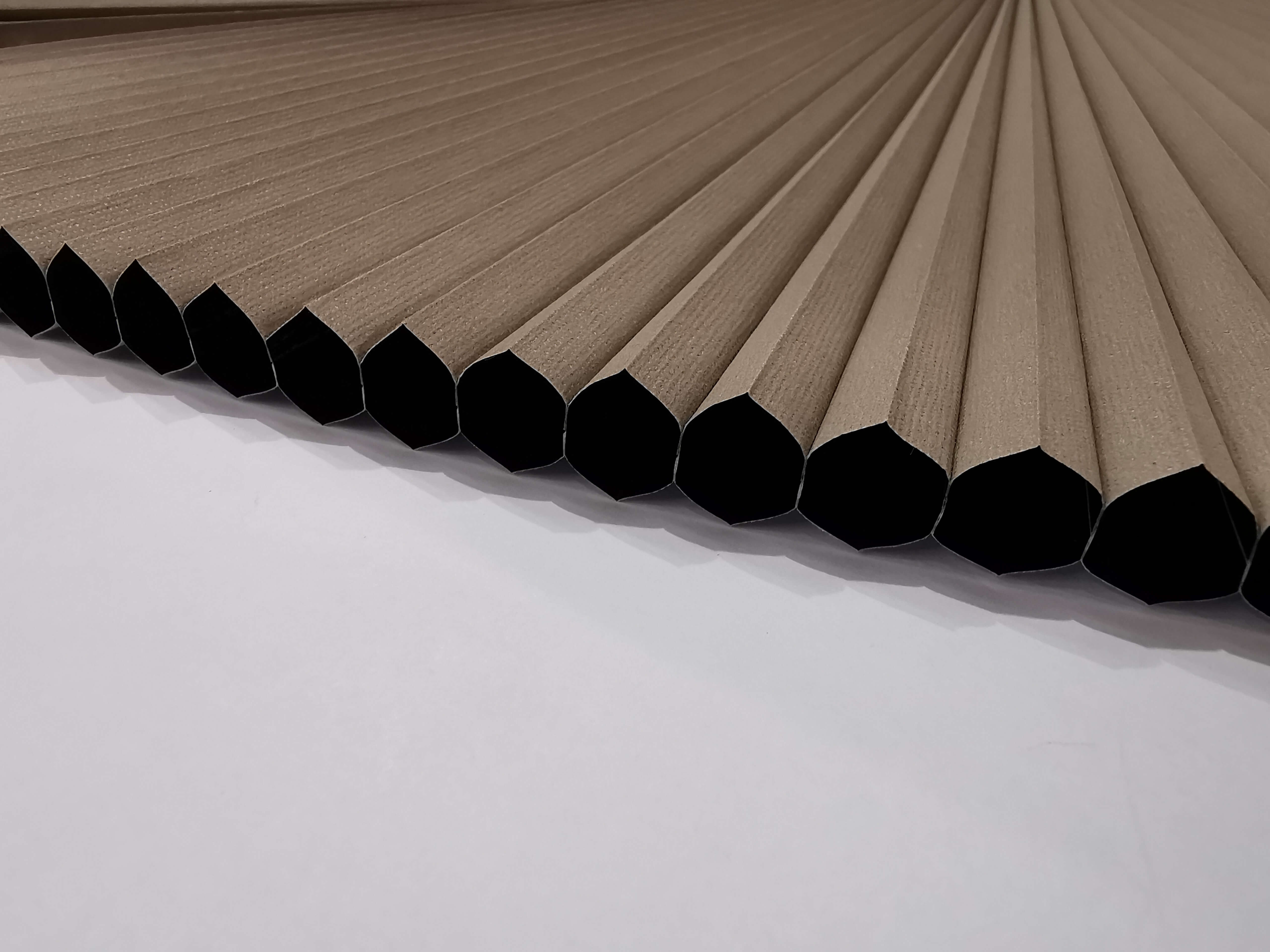 Blackout Diamond Core Dunkelbeige AD309